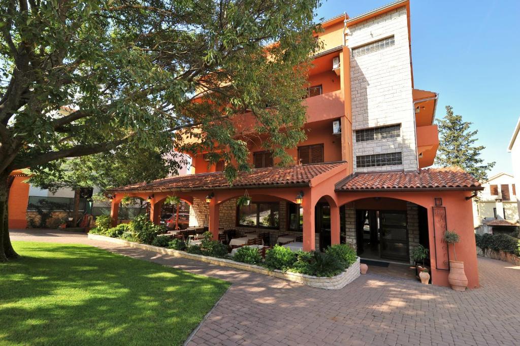 Villa Maimare Biograd Na Moru Exterior photo