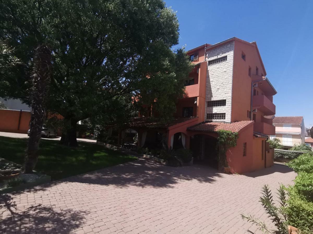 Villa Maimare Biograd Na Moru Exterior photo